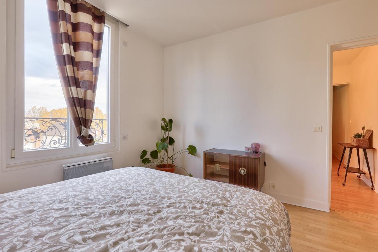 Apartment Pour 4 Personnes A Bagneux