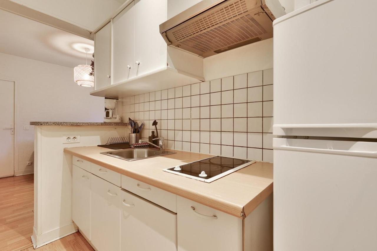 Pour 4 Personnes A Bagneux Apartment